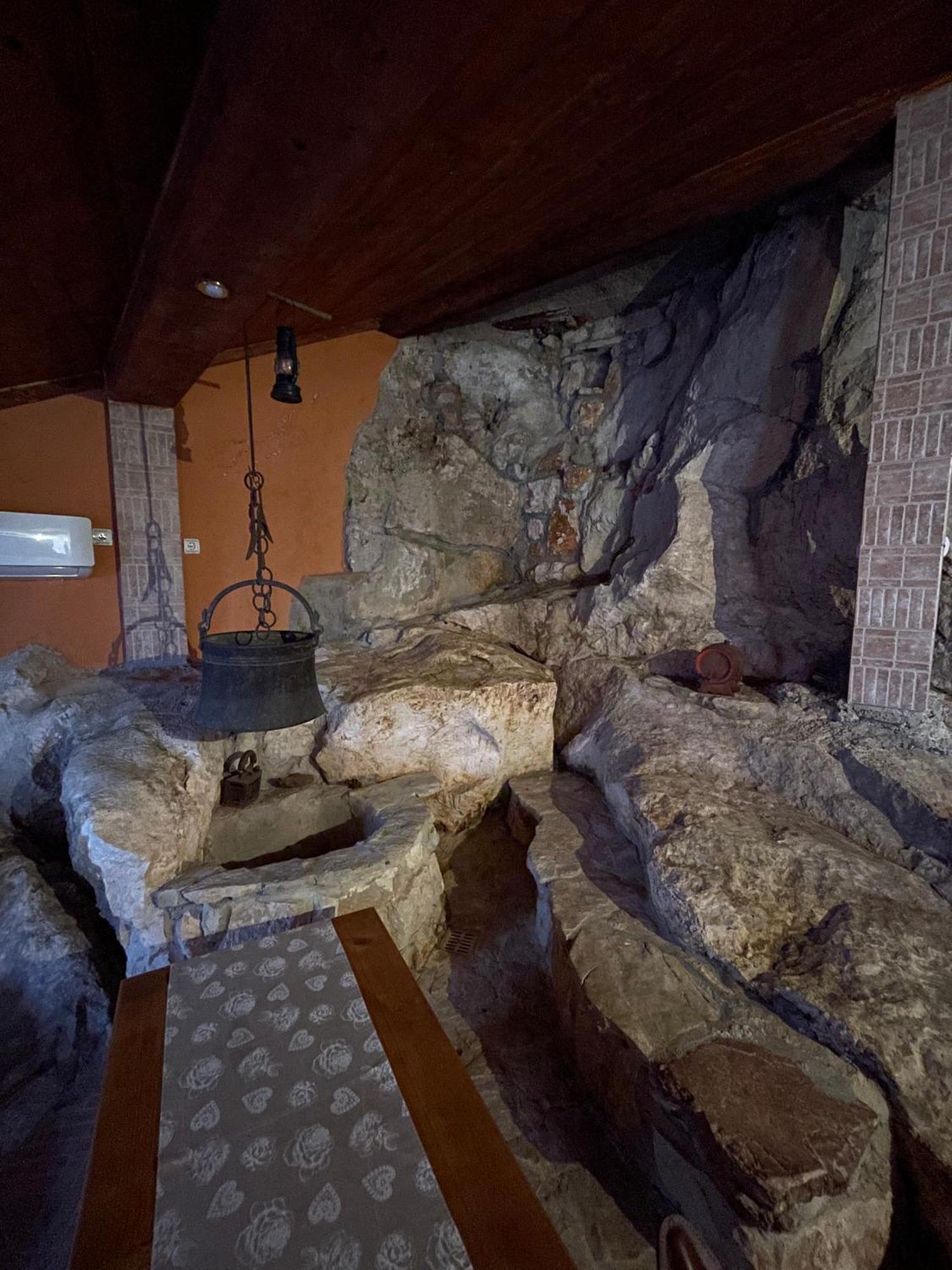 Cave Apartment Virpazar Eksteriør billede